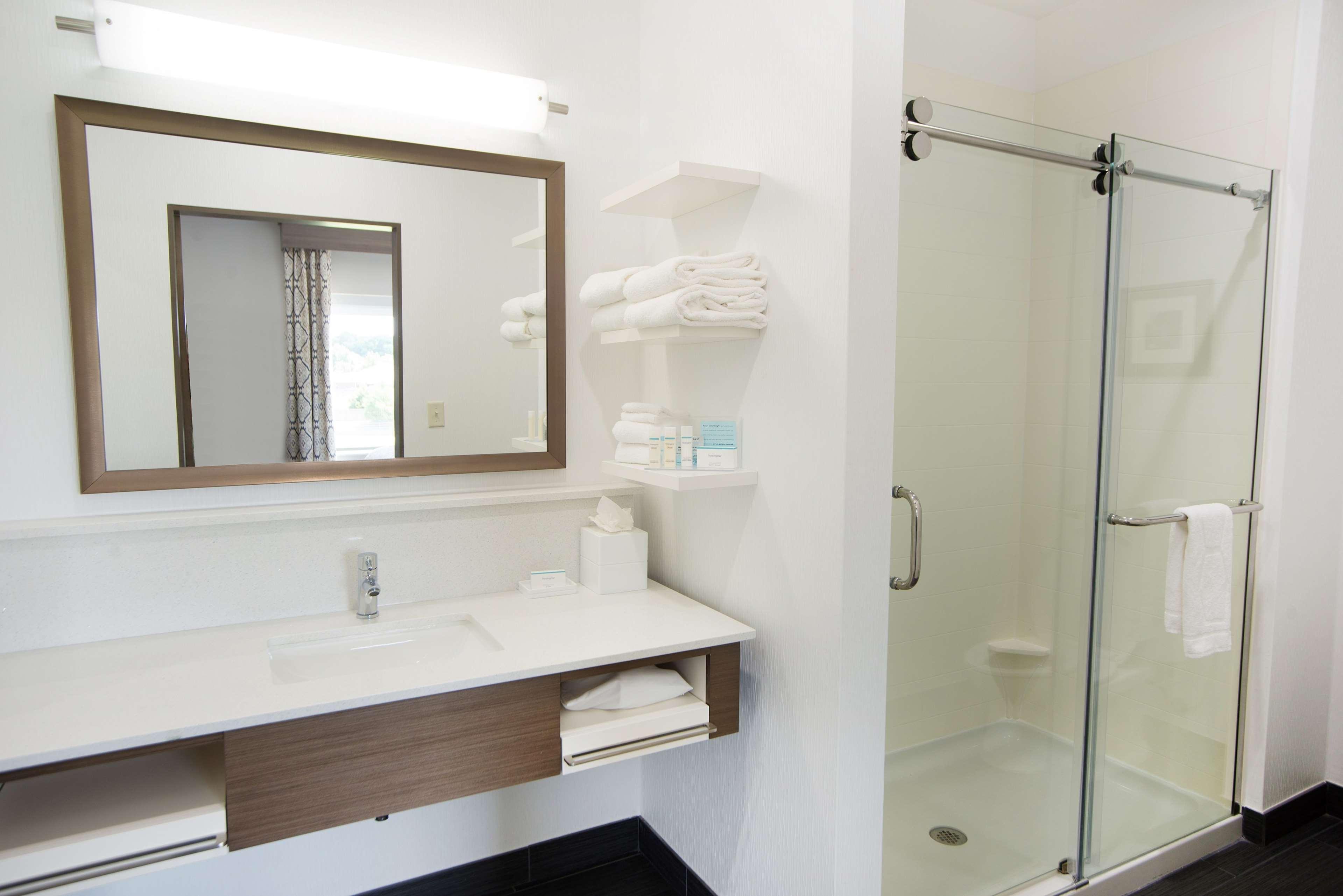 Hampton Inn & Suites Stillwater West Екстериор снимка