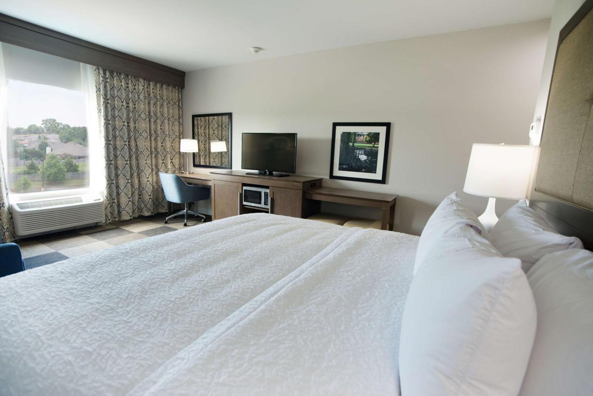 Hampton Inn & Suites Stillwater West Екстериор снимка